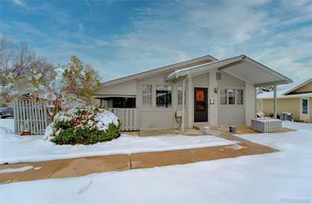 27 N Douglas Dr Broomfield, CO 80020