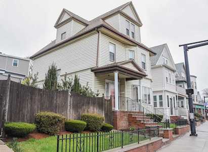784 Broadway Everett, MA 02149