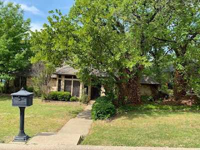 2942 River Crest Street Grapevine, TX 76051