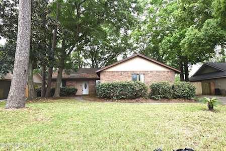 7220 Holiday Hill Ct Jacksonville, FL 32216