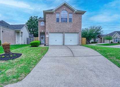 15975 W Bellefontaine Way Tomball, TX 77377