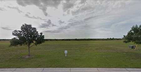 8019 Bowspirit WAY Lakewood Ranch, FL 34202