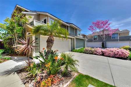 124 Eucalyptus Lane Costa Mesa, CA 92627
