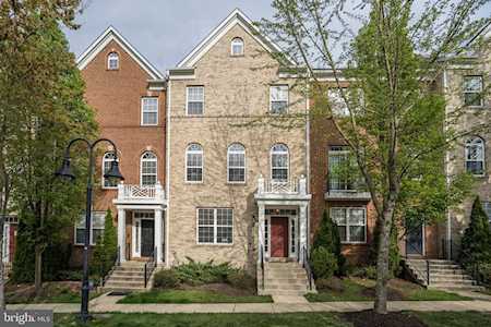 527 Spectator Ave Landover, MD 20785