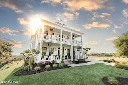 9303 Devaun Pointe Circle Calabash, NC 28467