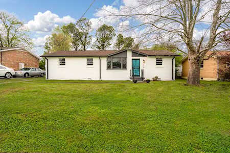 708 Vanderhorst Dr Nashville, TN 37207
