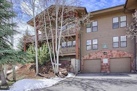 8251 Meadowview Ct Park City, UT 84098