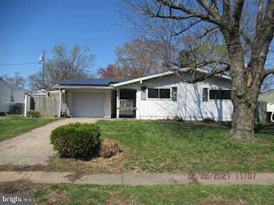1328 Meadowvale Rd Glen Burnie, MD 21060