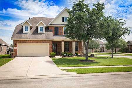 9127 Cavalier Ln Rosenberg, TX 77469