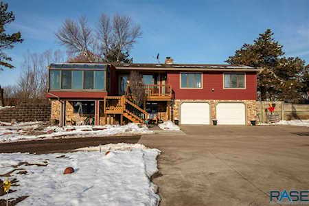 1704 E Redwood Blvd Brandon, SD 57005