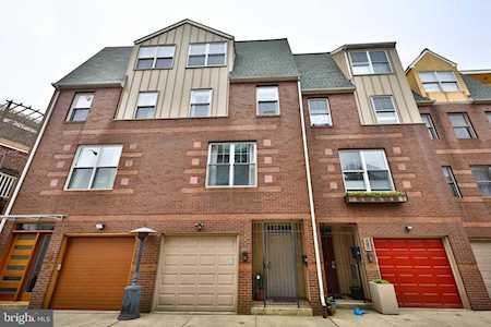 612 Queen St Philadelphia, PA 19147