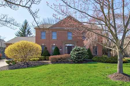 223 Weatherburn Court Powell, OH 43065
