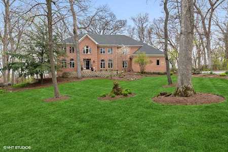 40W913 Trotter Ln St. Charles, IL 60175