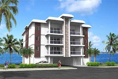 19505 Gulf Blvd #304 Indian Shores, FL 33785
