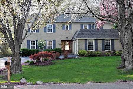 10208 Windsor View Dr Potomac, MD 20854