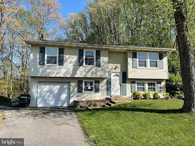 2230 Autumn Valley Circle Gambrills, MD 21054