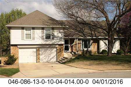 9412 W 111th Terrace Overland Park, KS 66210