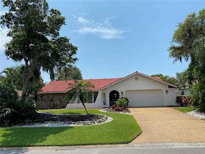 241 Lookout Point Dr Osprey, FL 34229