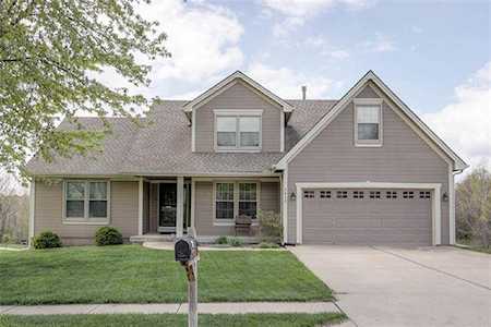 7412 N Donnelly Ave Kansas City, MO 64158