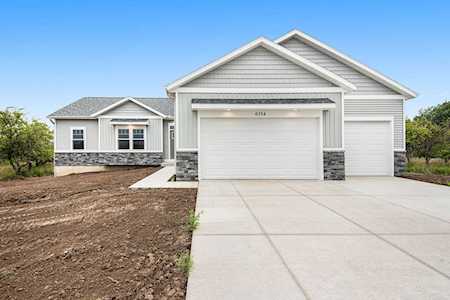 6334 NE Applewood Acres Dr Comstock Park, MI 49321