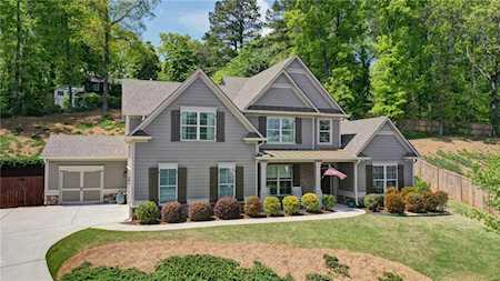 160 Pineridge Way Roswell, GA 30075