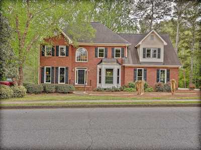 1695 Pinetree Pass Ln SW Lilburn, GA 30047