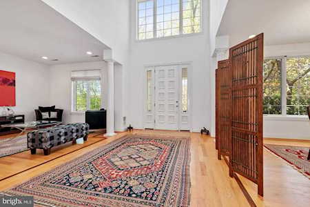 8309 Old Seven Locks Rd Bethesda, MD 20817