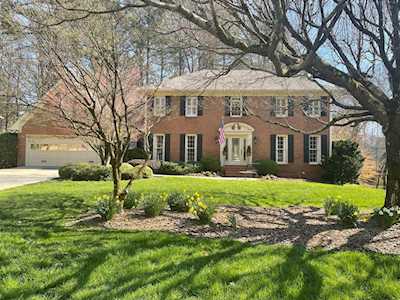 5600 Clinchfield Trl Peachtree Corners, GA 30092