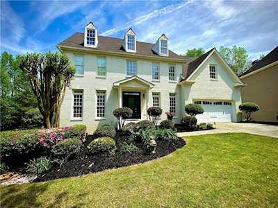 1060 Wilde Run Ct Roswell, GA 30075