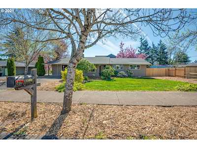 13608 Gaffney Ln Oregon City, OR 97045