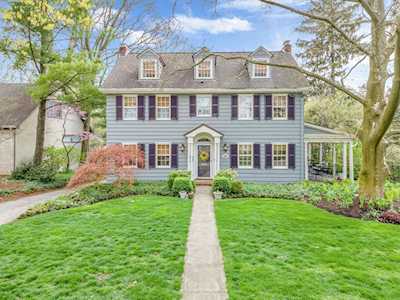 58 Meadow Park Avenue Bexley, OH 43209