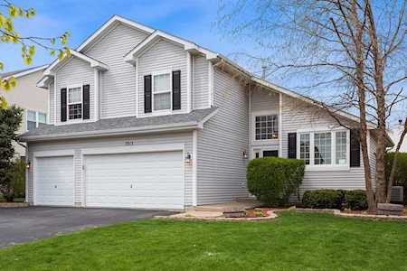 7513 Boxwood Ln Plainfield, IL 60586