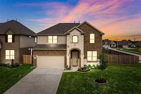 1217 Bowen Dr League City, TX 77573