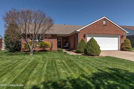 7203 Meadow Ridge Dr Louisville, KY 40218