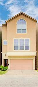 5813 Katy St Houston, TX 77007