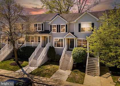 1510 Danewood Ct Crofton, MD 21114