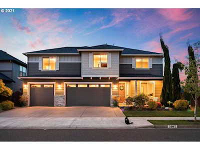 2107 NW 42nd Ave Camas, WA 98607