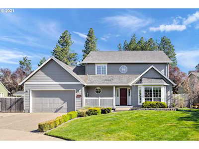 15953 SW Hawk Ct Sherwood, OR 97140