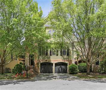 3260 Buckhead Forest Mews Atlanta, GA 30305