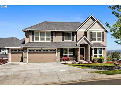 2425 NW Larkspur Ct Camas, WA 98607