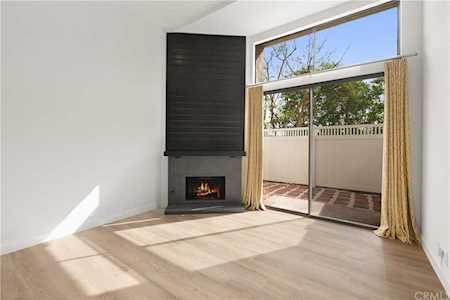 380 W Wilson Street #E101 Costa Mesa, CA 92627