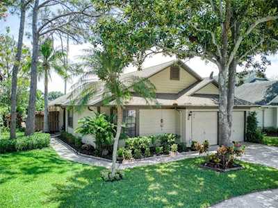 2259 Springrain Dr Clearwater, FL 33763