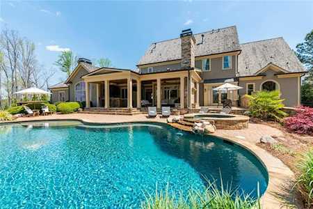 706 Cogdell Ridge Alpharetta, GA 30004