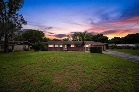 1704 Lithia Pinecrest Rd Brandon, FL 33511
