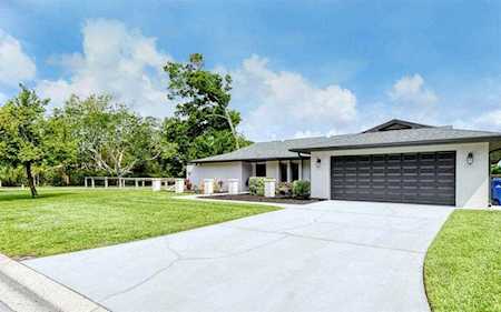 4396 Pasadena CIRCLE Sarasota, FL 34233