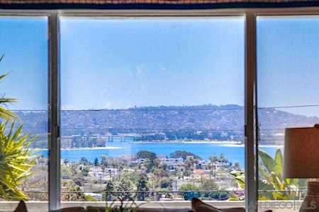 1632 Monmouth San Diego, CA 92109