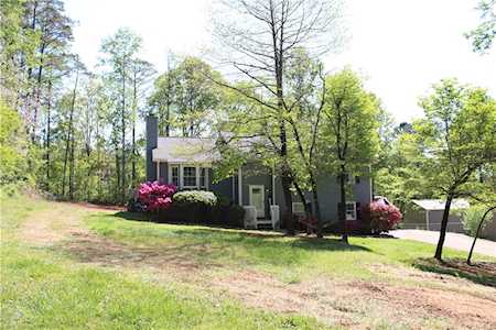 6160 Emerald Springs Way SE Acworth, GA 30102