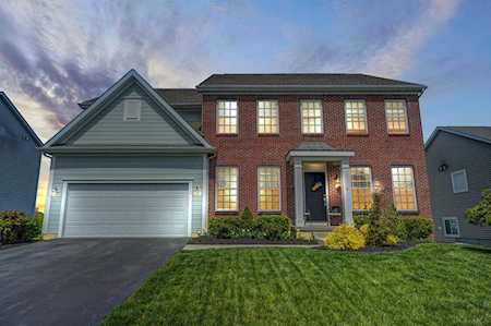 176 Balsam Drive Pickerington, OH 43147