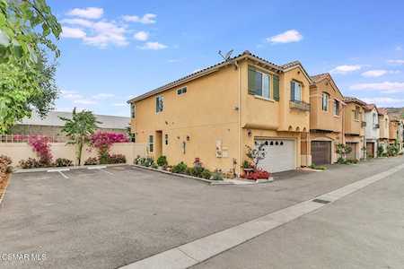 10341 Diamond Way Pacoima, CA 91331