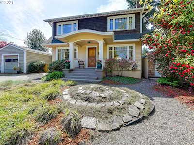 3522 SW Canby St Portland, OR 97219